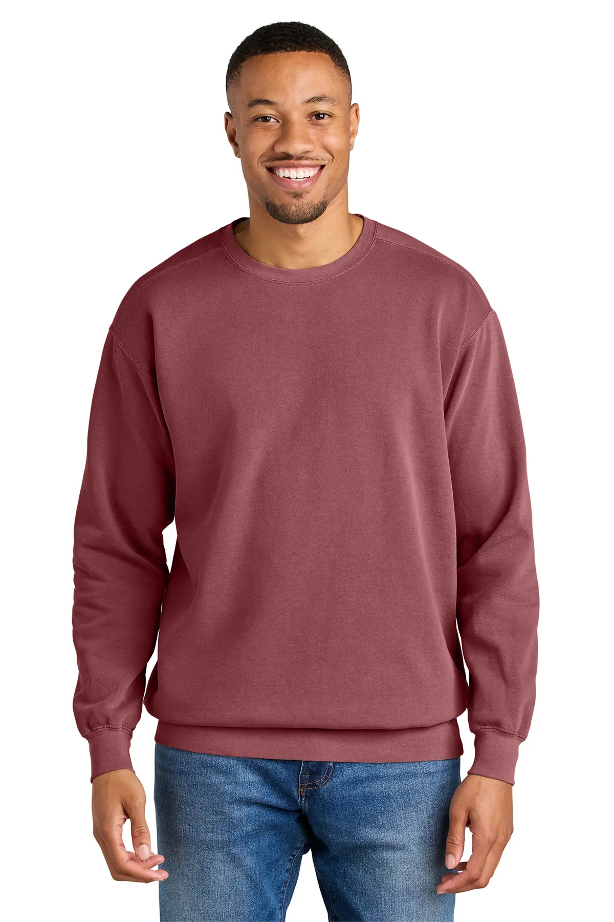 Comfort Colors COMFORT COLORS Ring Spun Crewneck Sweatshirt. in Crimson
