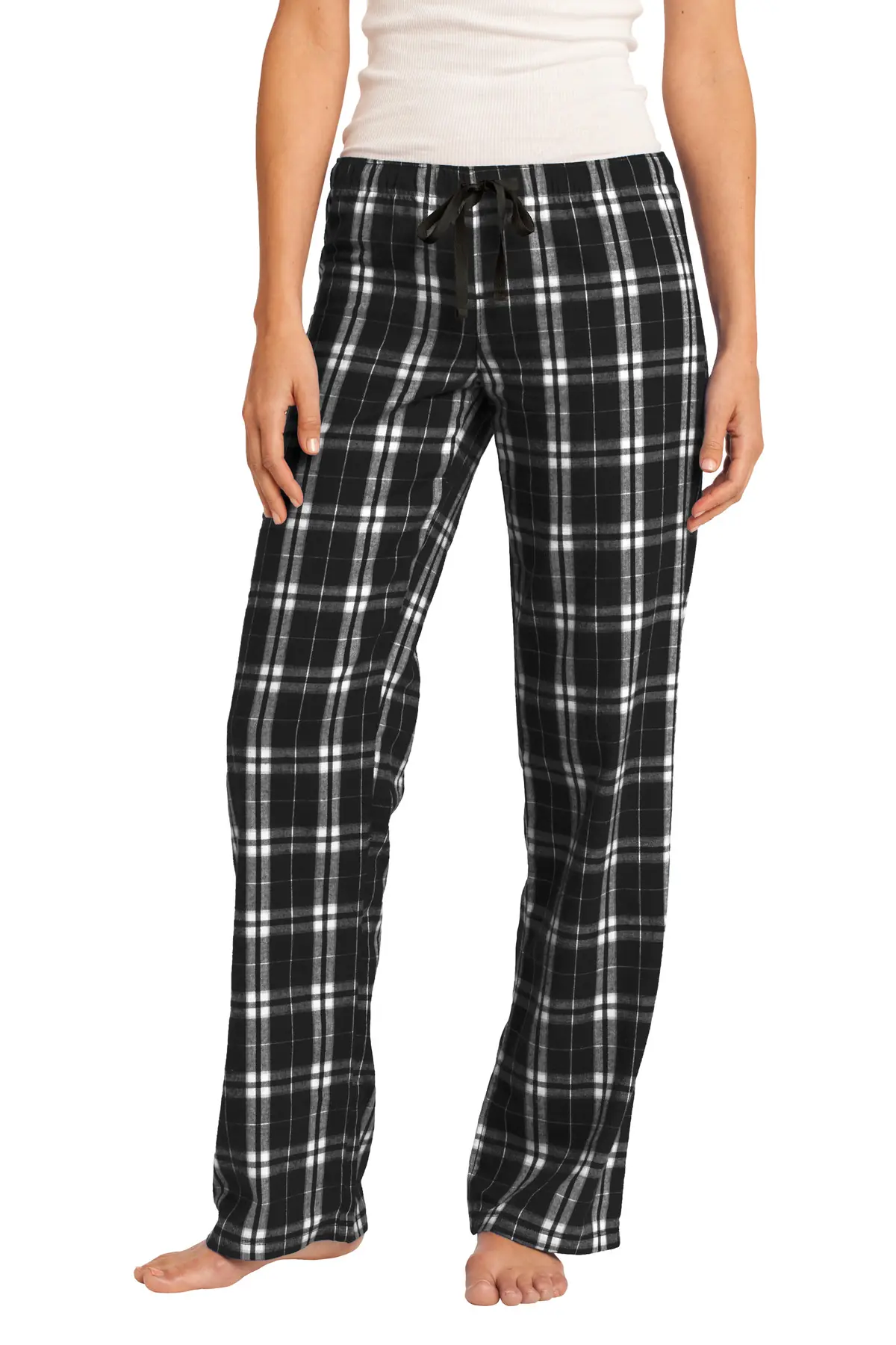 District Women's Flannel Plaid Pant. in Black