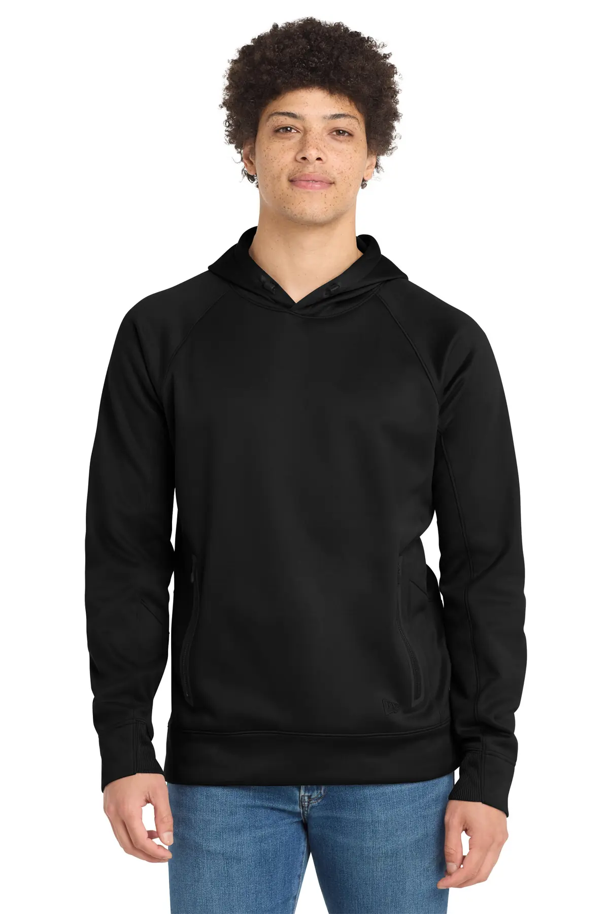 New Era Venue Fleece Pullover Hoodie. in Black