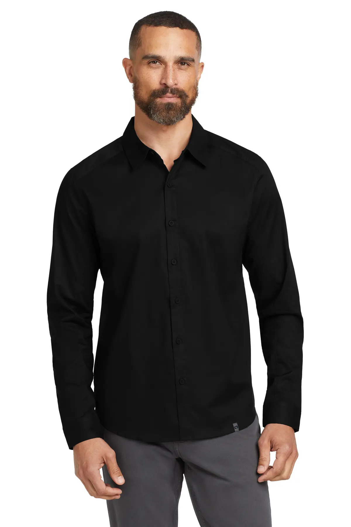 OGIO Commuter Woven Shirt. in Blacktop